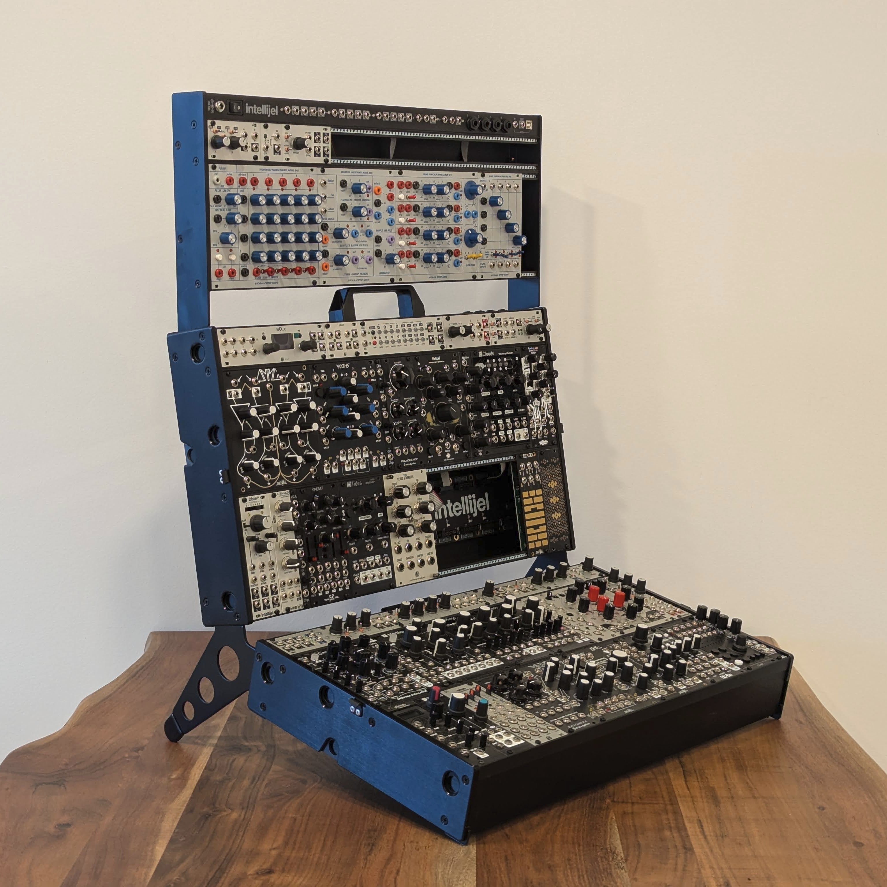 Intellijel Palette to 7U Performance Case Joiner Plates Intellijel Palette to 7U Performance Case Joiner Plates